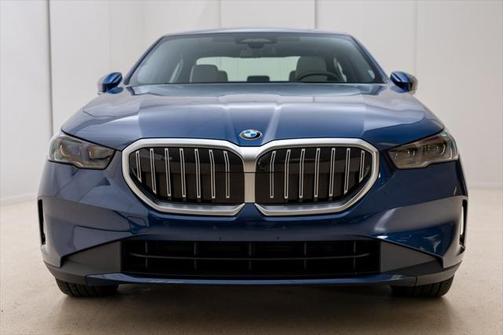 2024 BMW 530 i xDrive