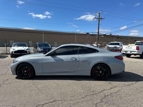 Brooklyn Gray Metallic 2023 BMW M440 i