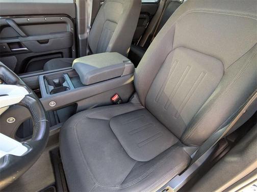 2022 Land Rover Defender 110 Standard