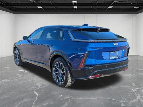 2024 Cadillac LYRIQ Sport