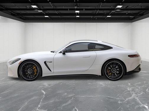 MANUFAKTUR Opalite White Magno 2025 Mercedes-Benz AMG GT 55 Base