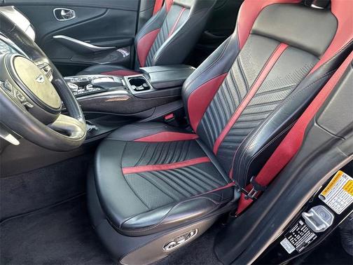 2023 Aston Martin DBX 707