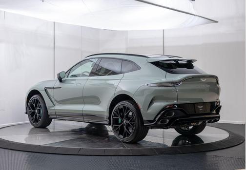 Q Aura Green 2026 Aston Martin DBX S