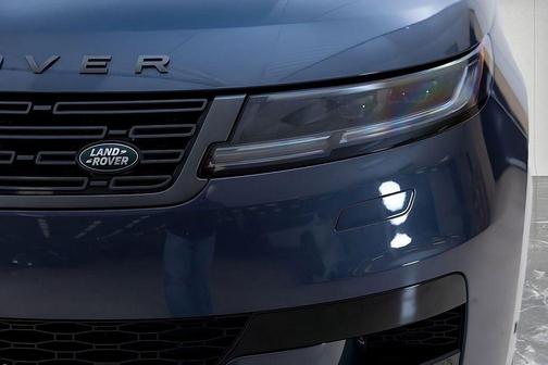 2024 Land Rover Range Rover Sport SE