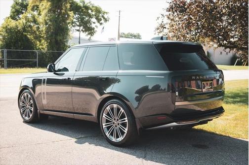2024 Land Rover Range Rover P530 SE