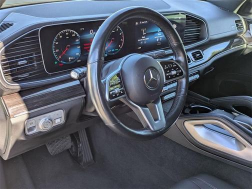 2023 Mercedes-Benz GLS 450 4MATIC