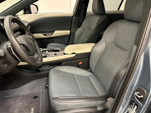 2024 Lexus RZ 300e Premium