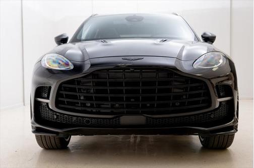 2025 Aston Martin DBX 707