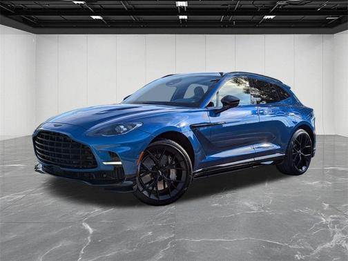 2025 Aston Martin DBX 707