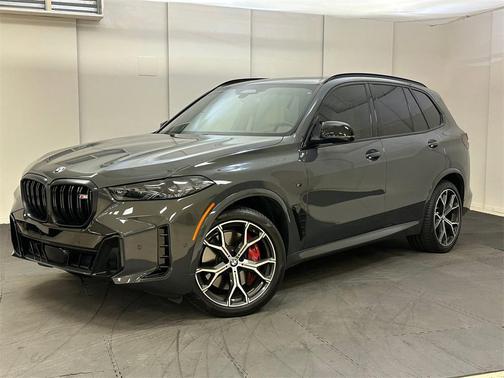 2025 BMW X5 M60i