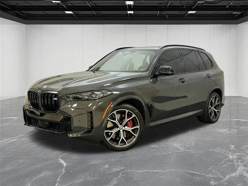 2025 BMW X5 M60i