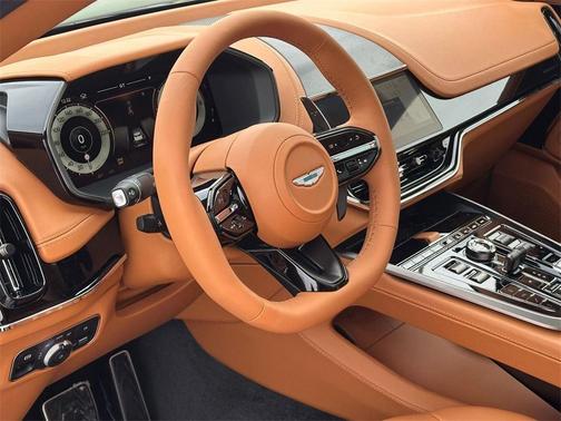 2026 Aston Martin DBX 707