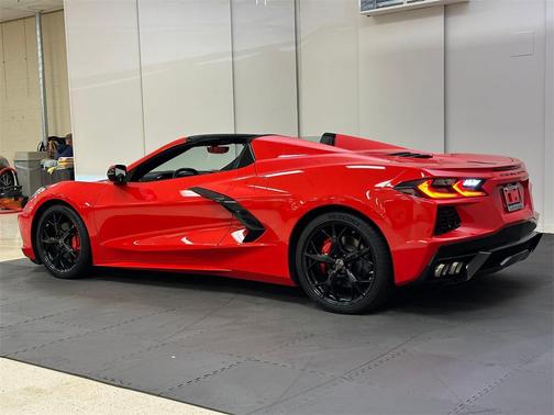 2022 Chevrolet Corvette Stingray w/2LT