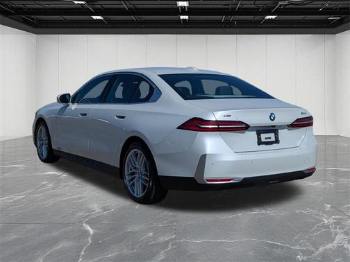 2024 BMW 530 i xDrive