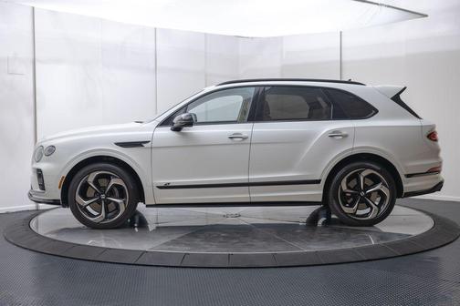 Glacier White 2022 Bentley Bentayga S