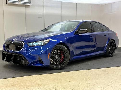 2025 BMW M5 Base