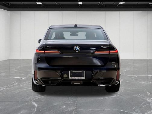 Carbon Black Metallic 2025 BMW 760 xDrive