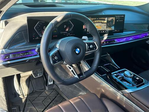 2025 BMW 760 xDrive