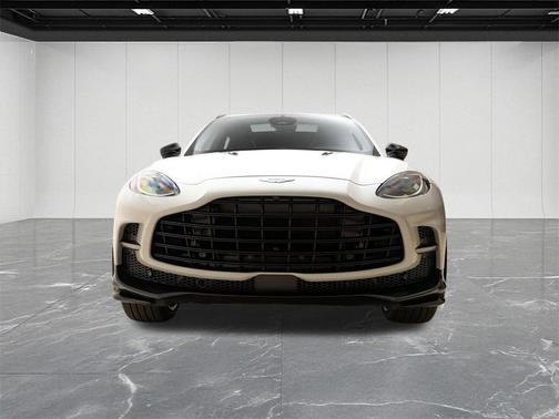2025 Aston Martin DBX 707