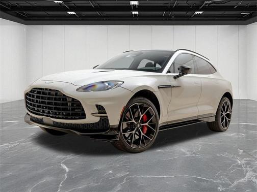2025 Aston Martin DBX 707