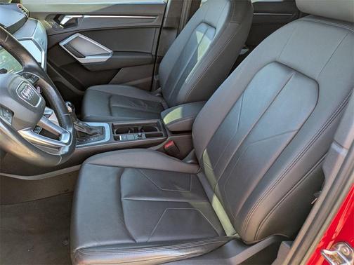 2021 Audi Q3 40 Premium