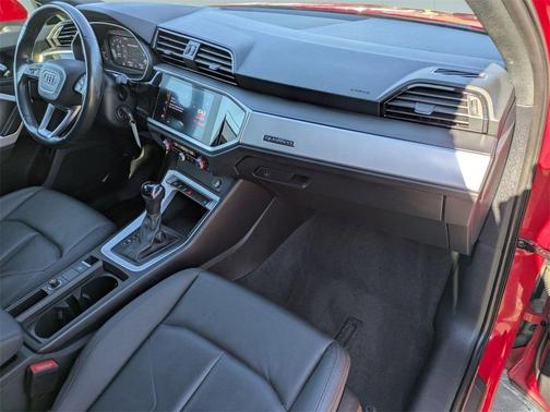 2021 Audi Q3 40 Premium