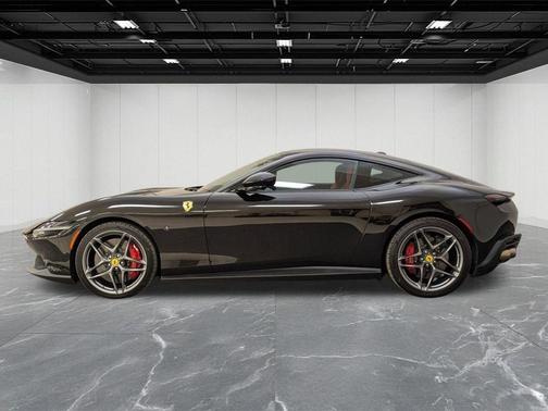 2024 Ferrari Roma Base