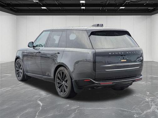 2023 Land Rover Range Rover P400 SE