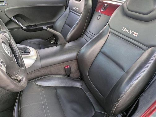 2009 Saturn Sky Red Line