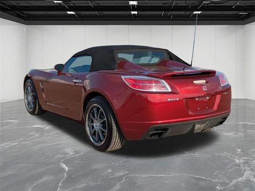2009 Saturn Sky Red Line