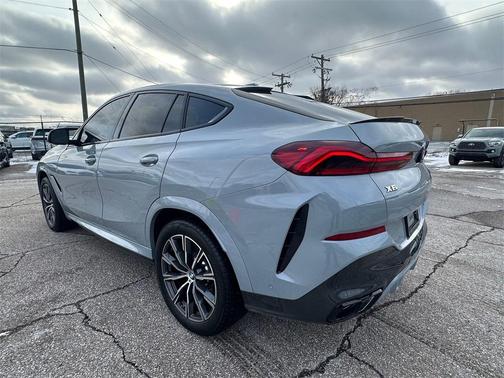 2026 BMW X6 M60i