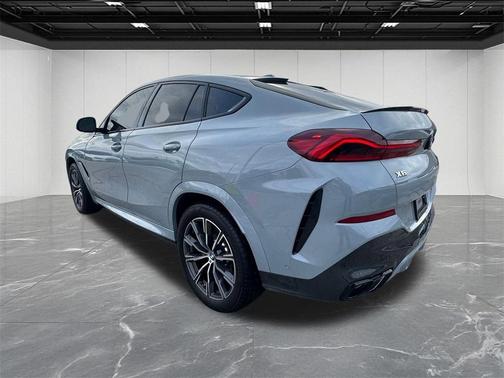 2026 BMW X6 M60i