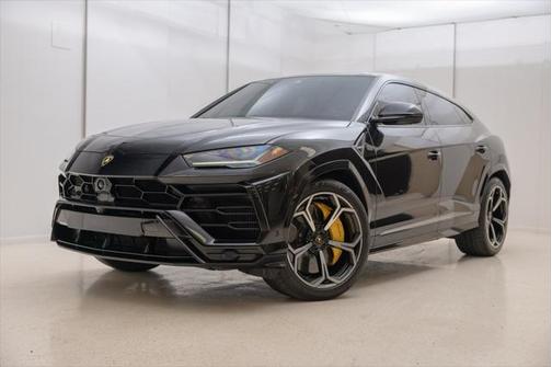 2020 Lamborghini Urus Base