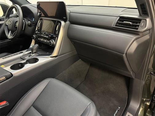 2025 Lexus LX 700h F SPORT