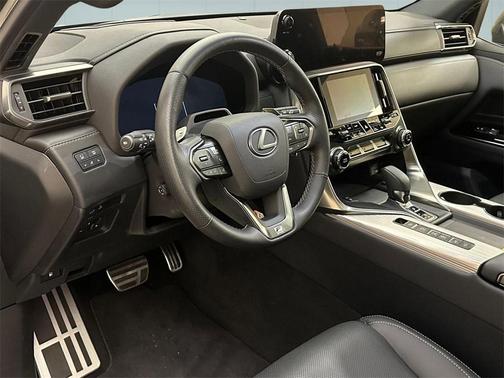 2025 Lexus LX 700h F SPORT