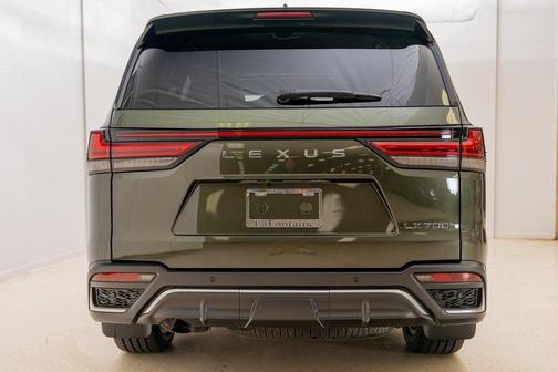 2025 Lexus LX 700h F SPORT