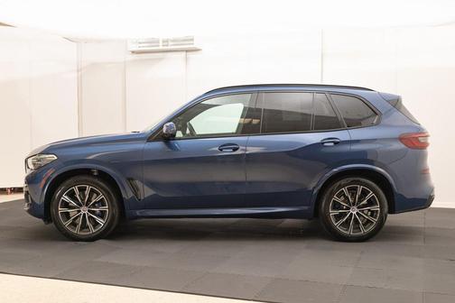 2023 BMW X5 M50i