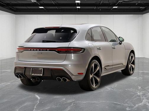 Dolomite Silver Metallic 2024 Porsche Macan Macan