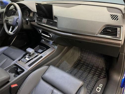 2024 Audi Q5 45 S line Premium