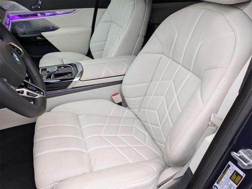 2025 BMW 760 xDrive