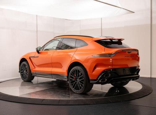 Synapse Orange 2026 Aston Martin DBX S