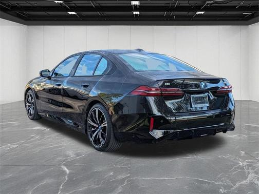 2024 BMW i5 M60