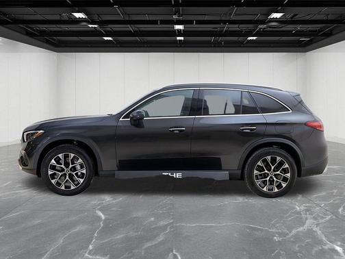 2025 Mercedes-Benz GLC 350e Base