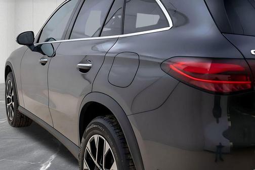 2025 Mercedes-Benz GLC 350e Base