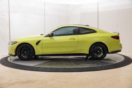 Sao Paulo Yellow 2025 BMW M4 Competition