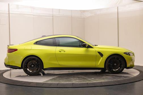 Sao Paulo Yellow 2025 BMW M4 Competition