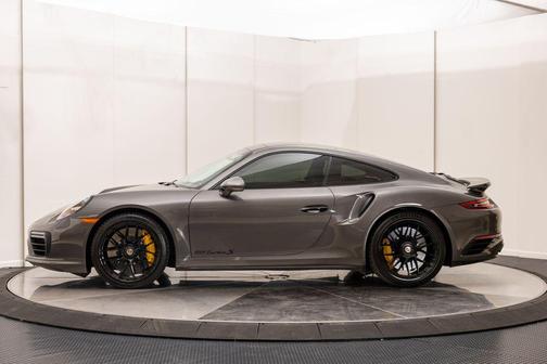 Agate Grey Metallic 2019 Porsche 911 Turbo