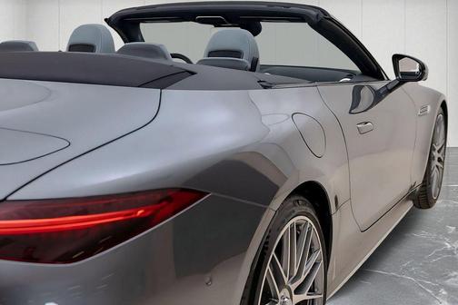 2022 Mercedes-Benz AMG SL 63 Base