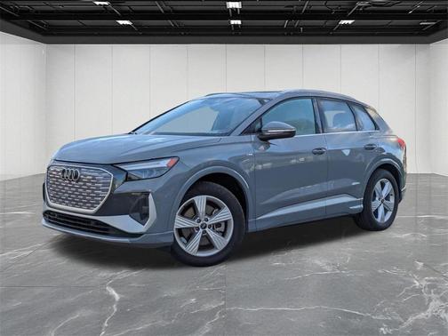 2024 Audi Q4 e-tron Premium Plus 55 quattro