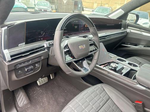 2025 Cadillac Escalade V-Series